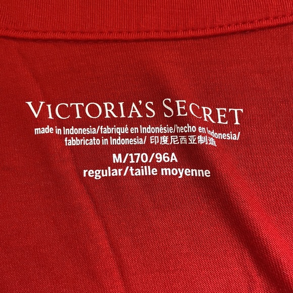 victoria’s secret christmas pajamas - Picture 2 of 3